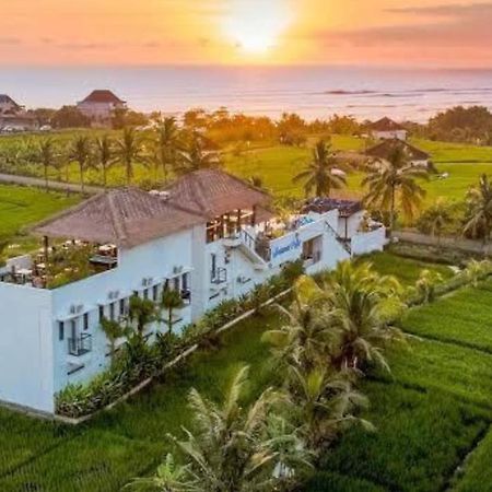 Swell Hotel, Pool Bar & Restaurant Tanah Lot Buitenkant foto
